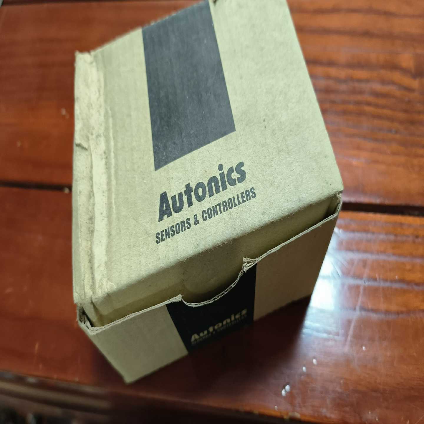 光纤传感器奥托尼克斯BF4RDC12-24V询价