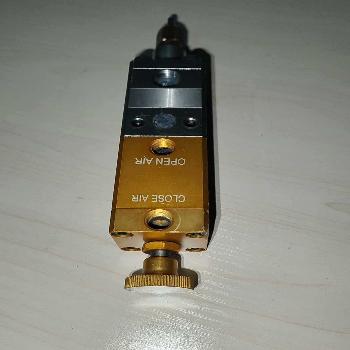 6AV2 123-2MB03-0AX0，西门子触摸屏，~议价