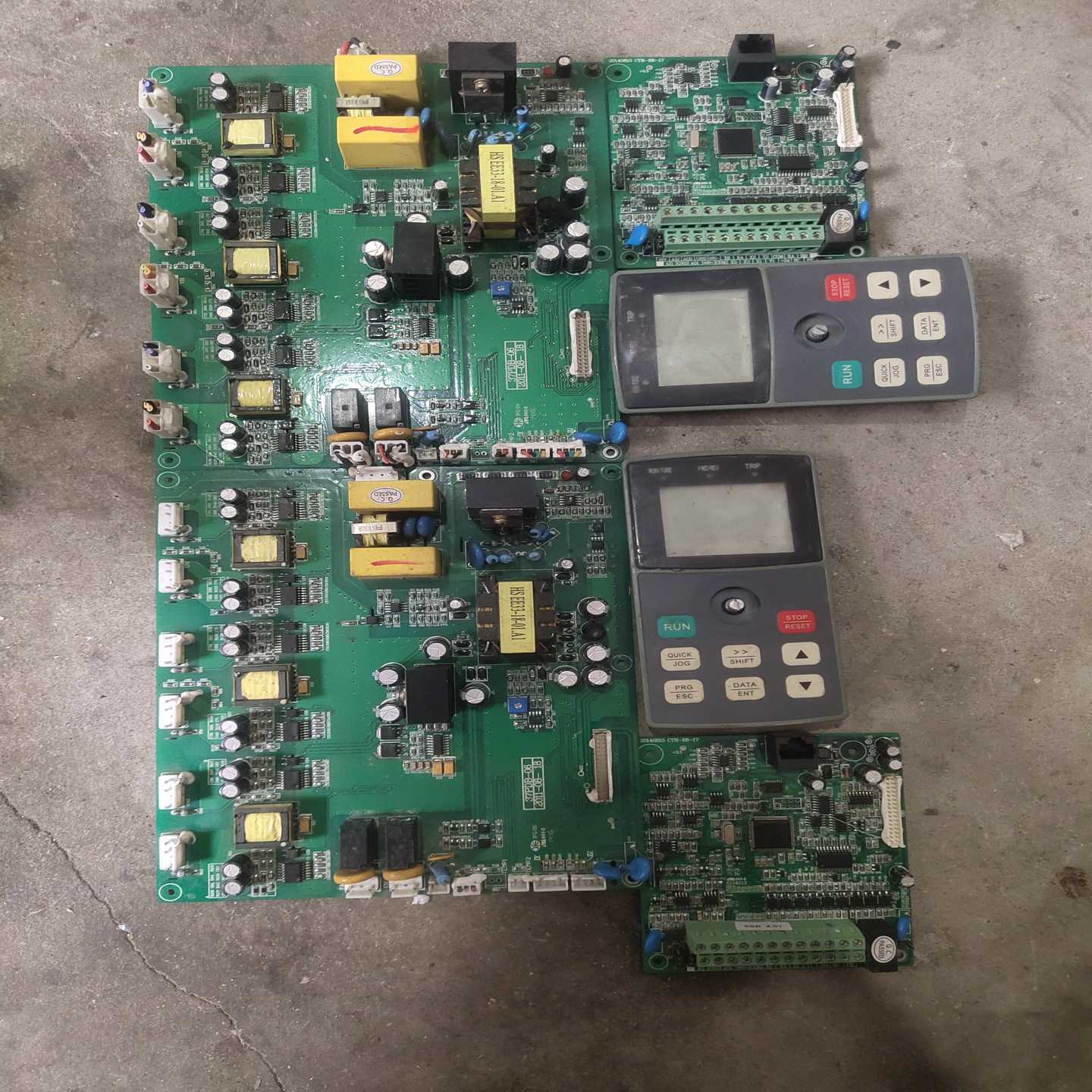 询价安瑞吉变频器45KW,ERG-E6B自己测试完好成