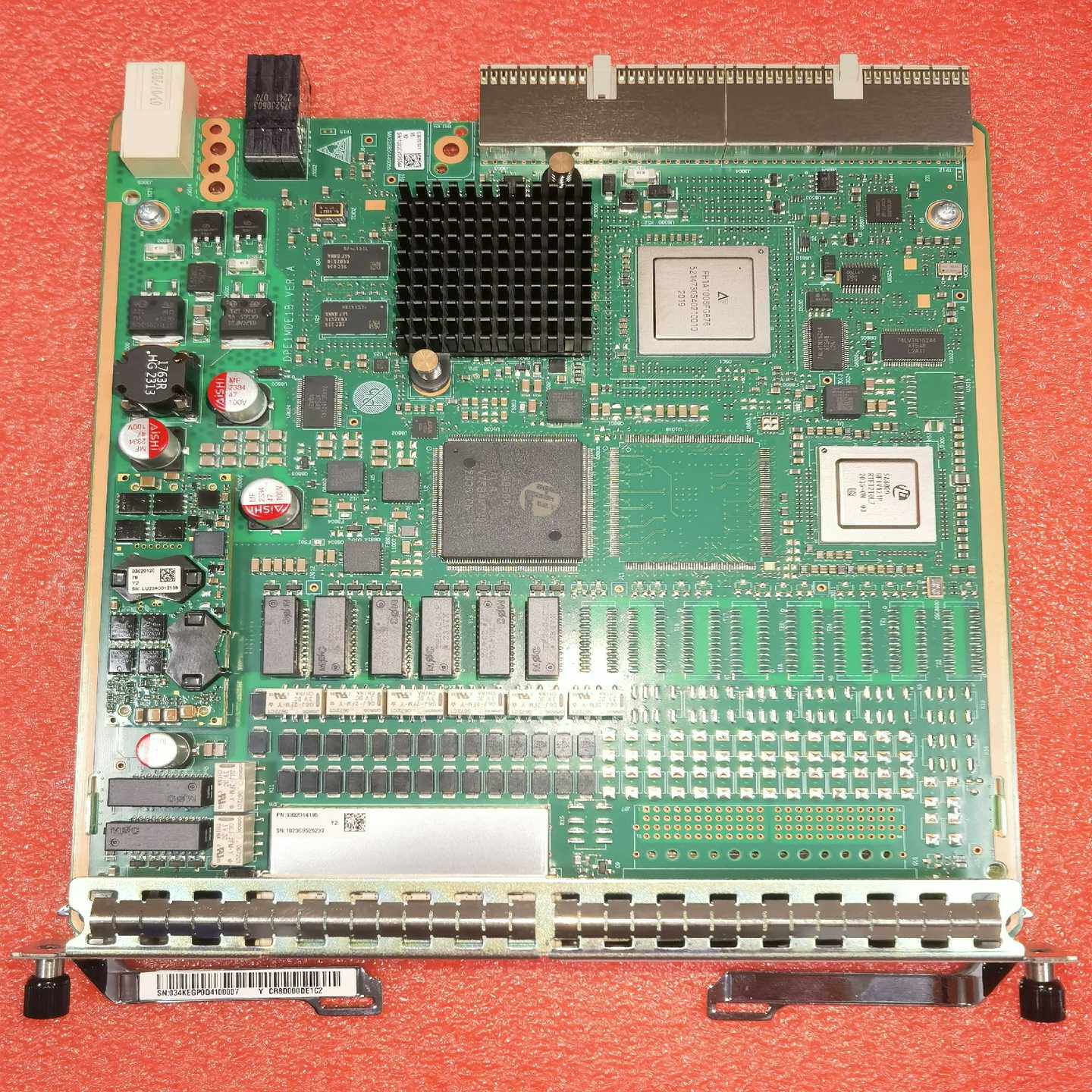 03034KEG，CR8D000DE1C2，16端口E1物理