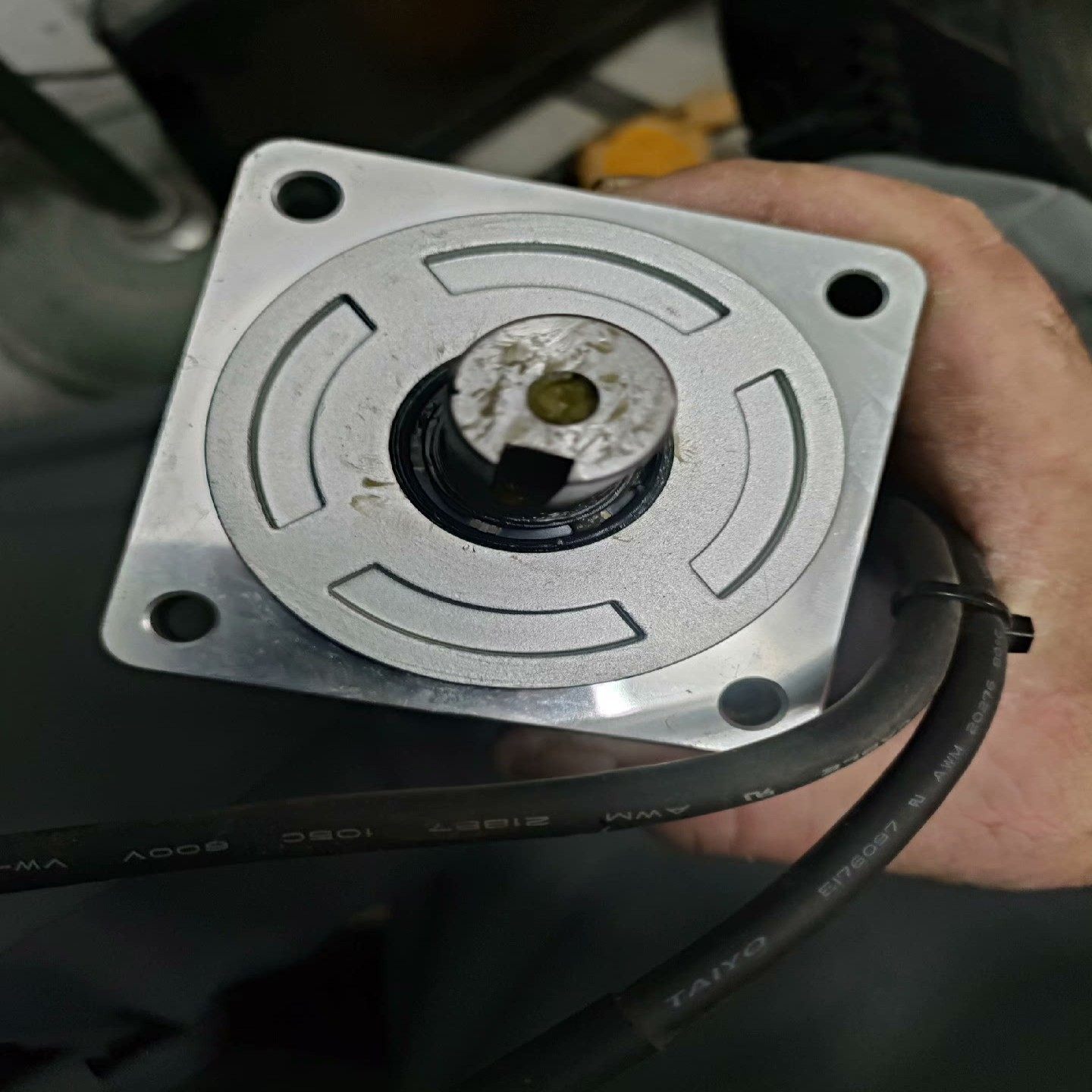 议价禾川750W伺服电机SV-X6MH075A-B2LD，拆机件