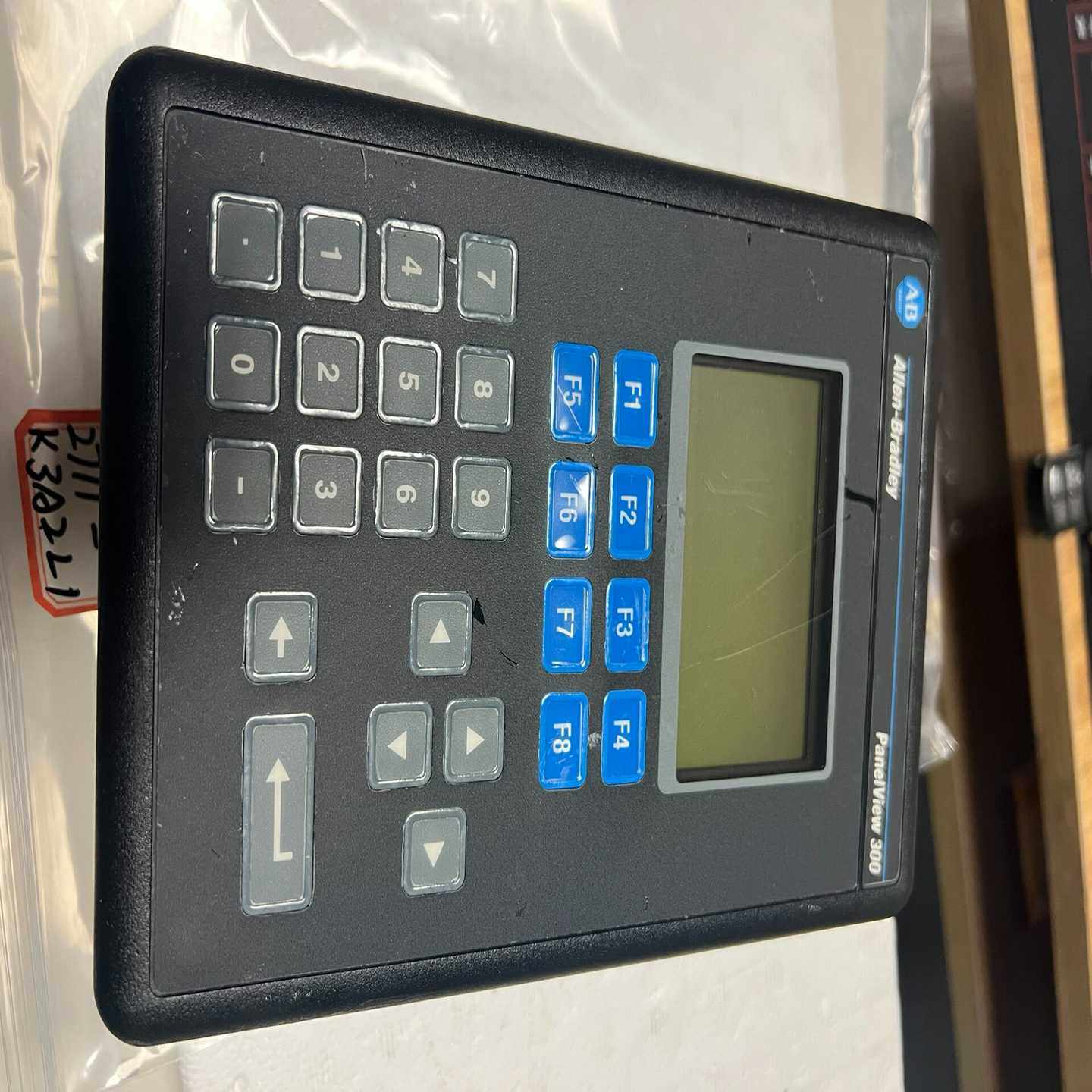 AB罗克韦尔2711-K3A2L1功能完好！无破损！显示--议价商品