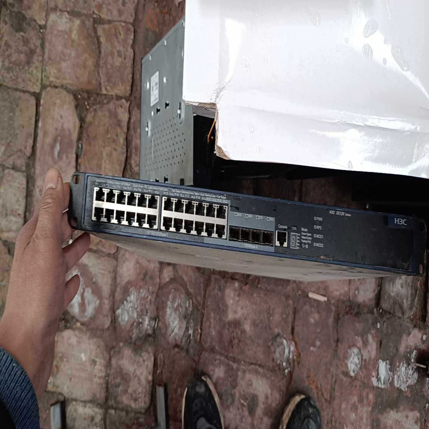 h3cs5120交换机24口（零零电子）