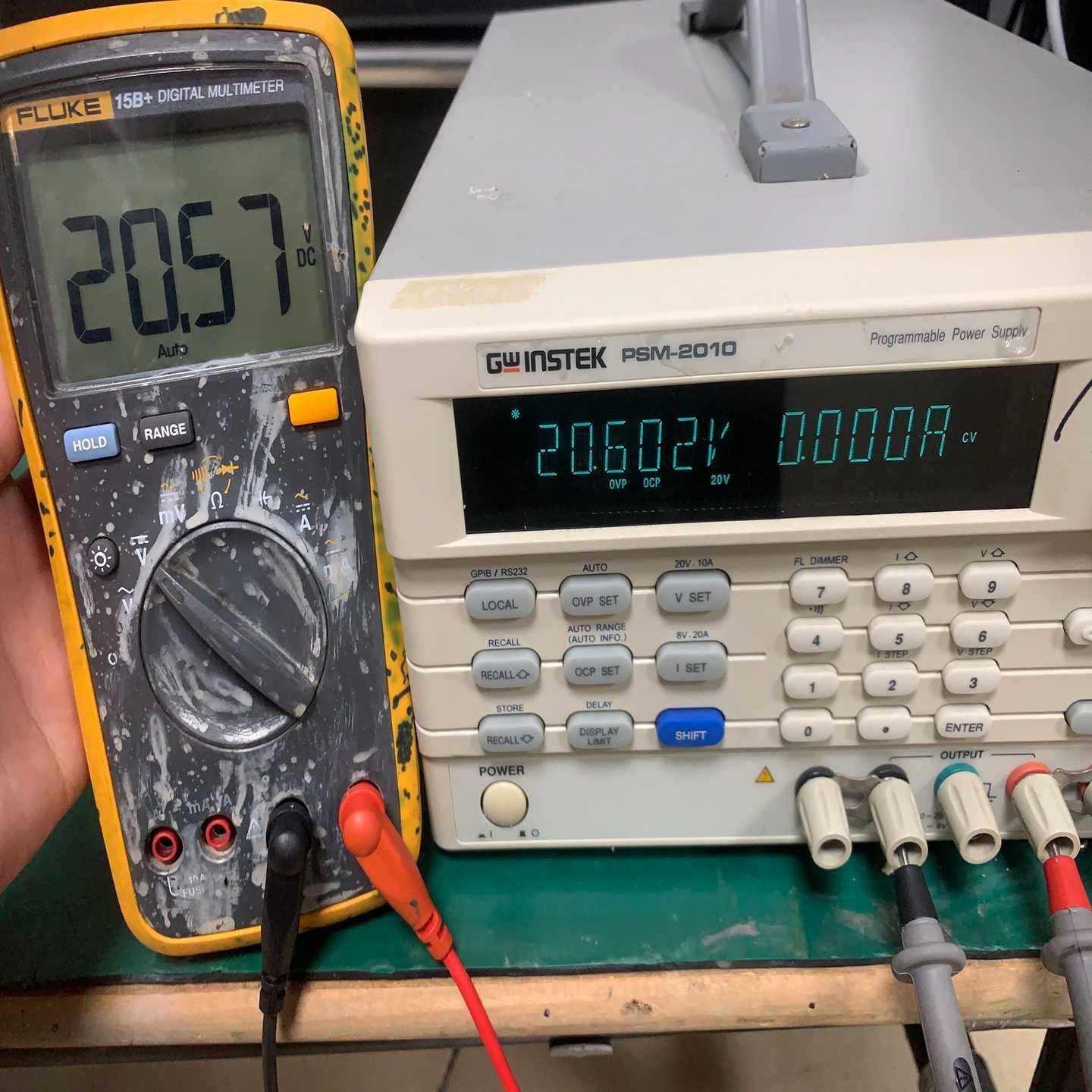 台湾顾伟高精度电源PSP-2010所有功能正常，外表还可--议价商品