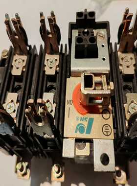 江苏黄海HH15(QSA)-125/3，125A隔离开关询价