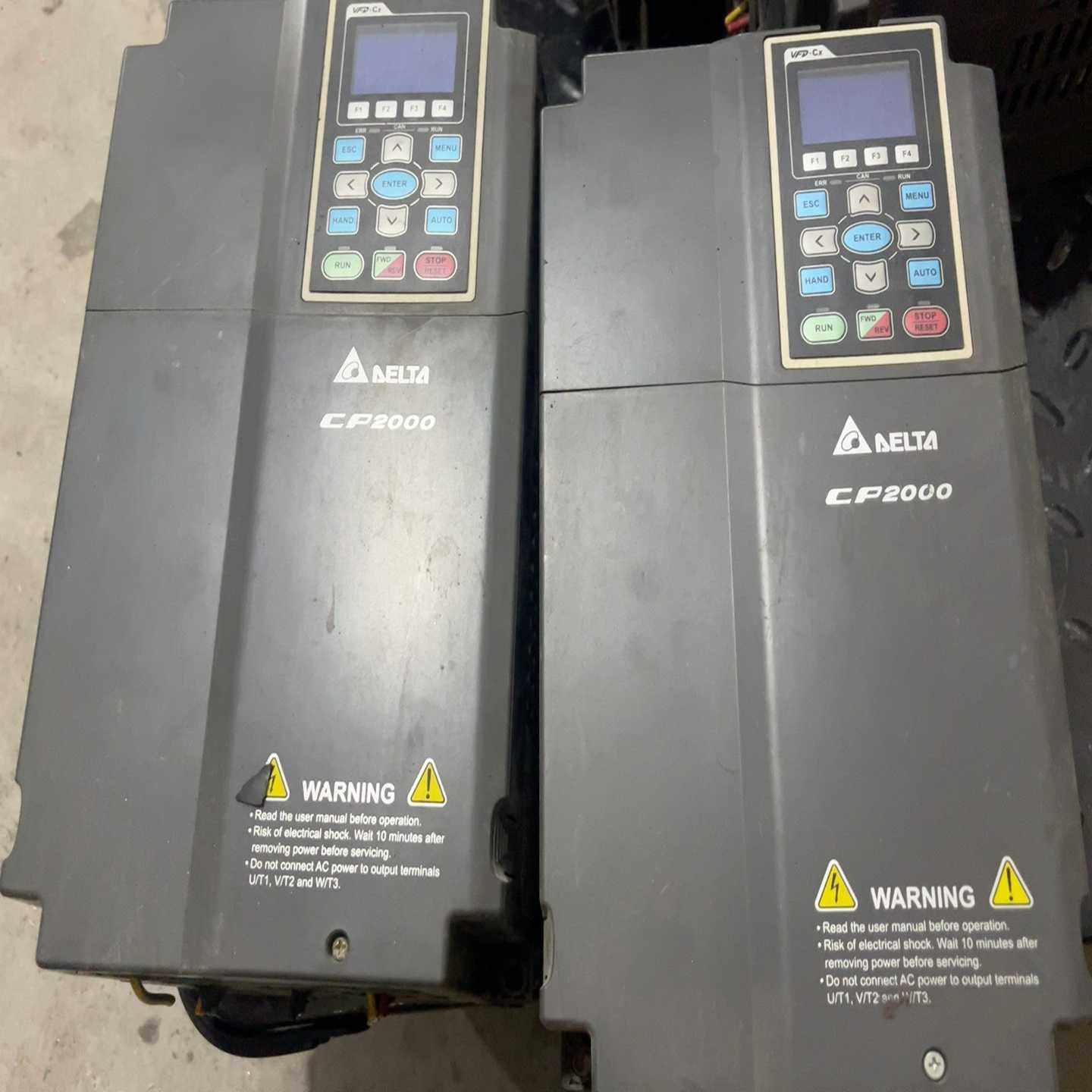 台达7.5KW11KW变频器VFD110CP43B-21拆询价