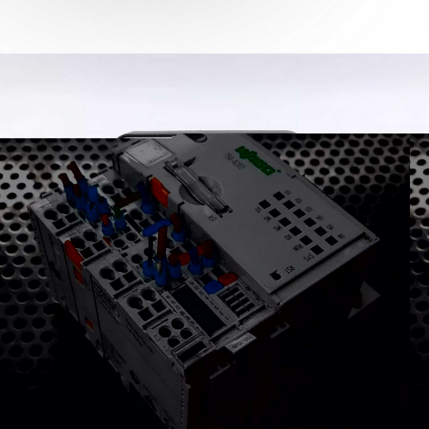 霍尼韦尔R7910A1209锅炉燃烧控制器，安装过就拆下来了--议价商品