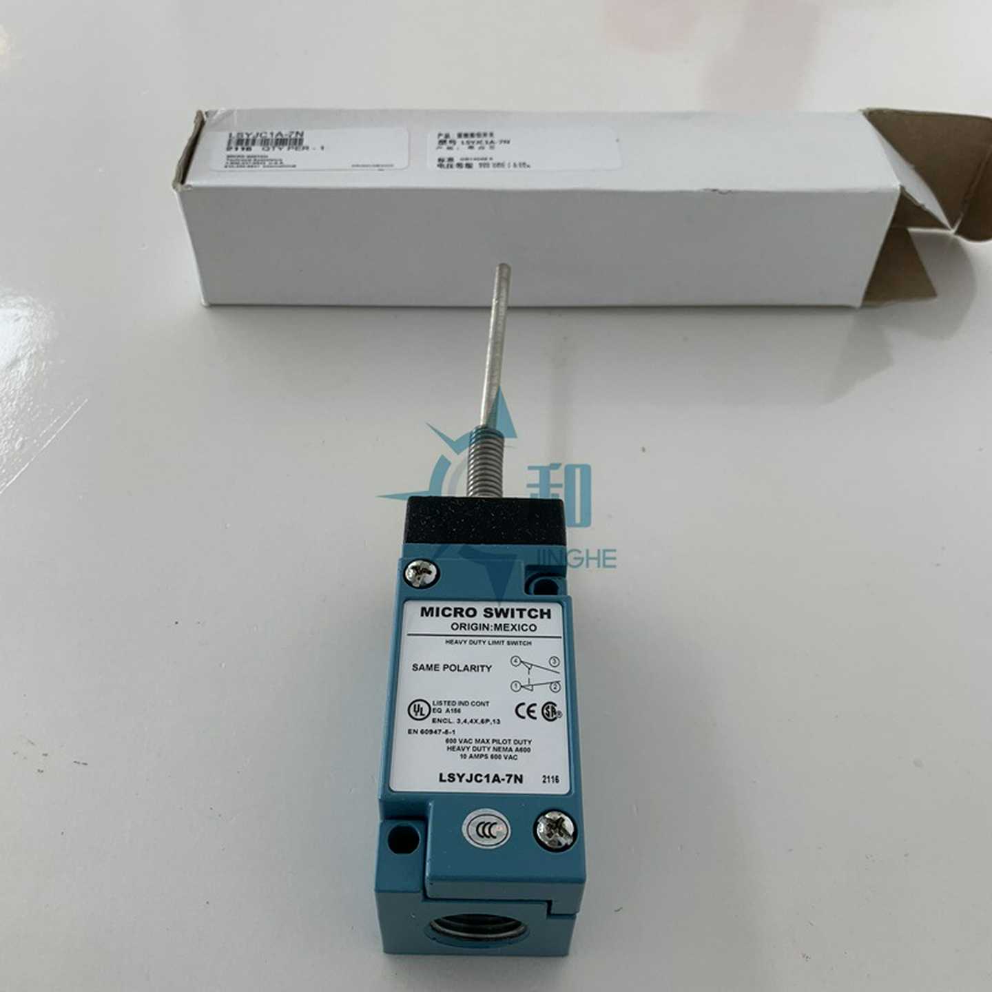 AM3033-1E40同步伺服电机德国beckhoff倍福德国k现货