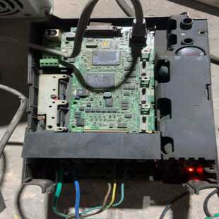 变频器 没有主板了 A740 收来 用另外 3.7KW 询价