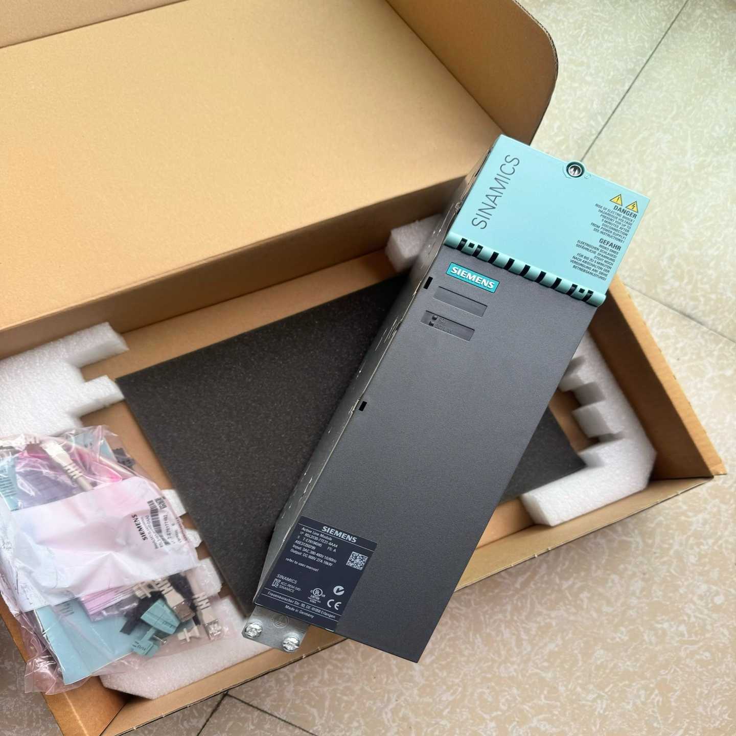 6SL3130-7TE21-6AA4成色99新,包装配件齐全--议价商品