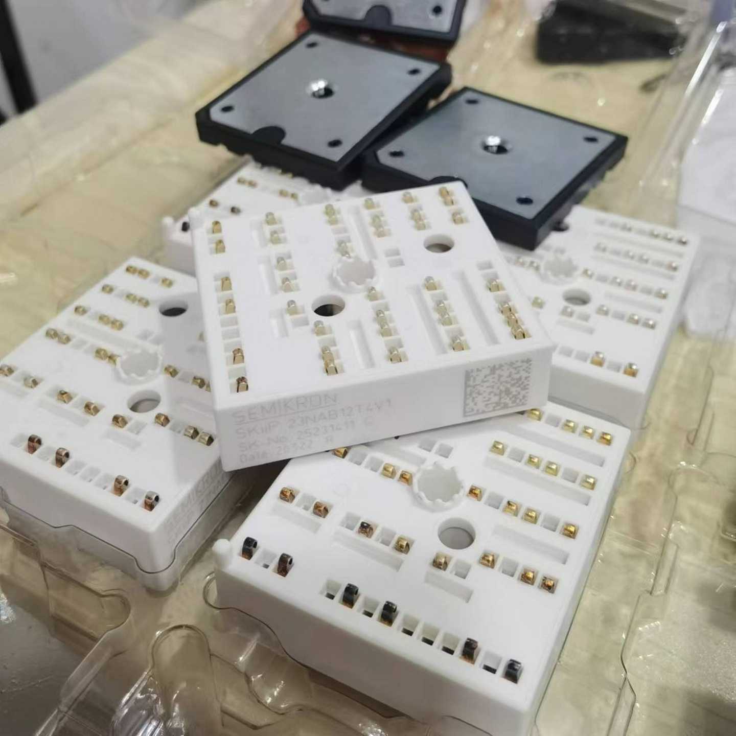 SKIIP23NAB12T4V1 SKIIP23NAB126~询价 - 实物图