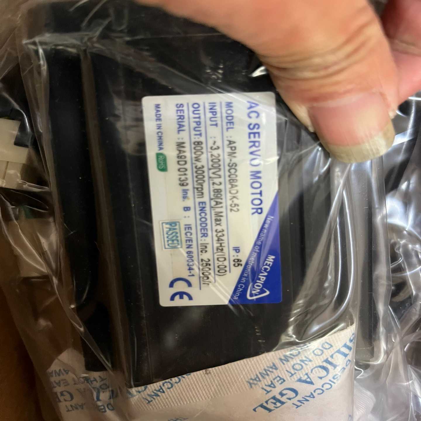 议价APM-SC08ADK-52全新LS0.8千瓦伺服电机，