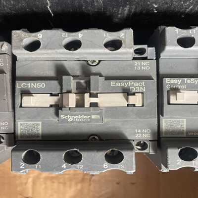 施耐德交流接触器LC1N40EasyPactD3N系列，