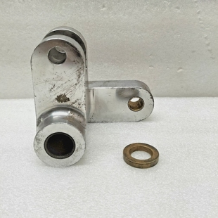 NOV50004024-1BRACKETRH-DOORW/BUSHING(BX5ELEVATOR)