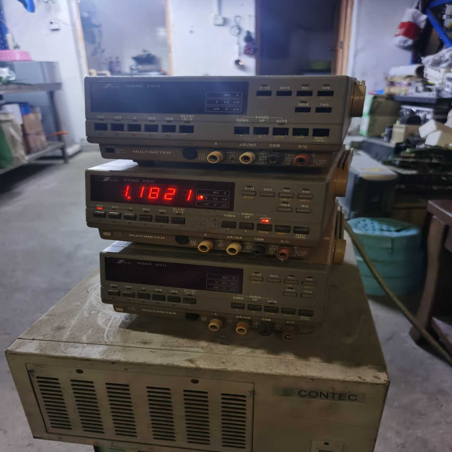 岩崎日本进口VOAC-7411台式万用表，实物拍摄，感兴趣的一议价