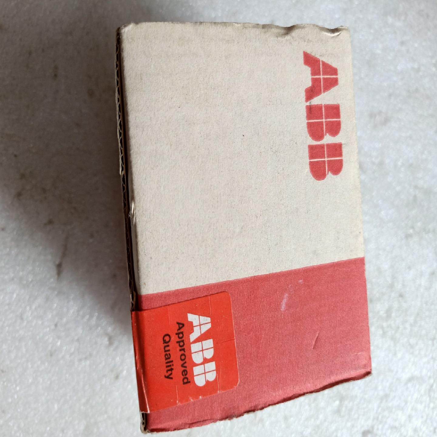 模拟模块AI523B9库存未开封，。询价