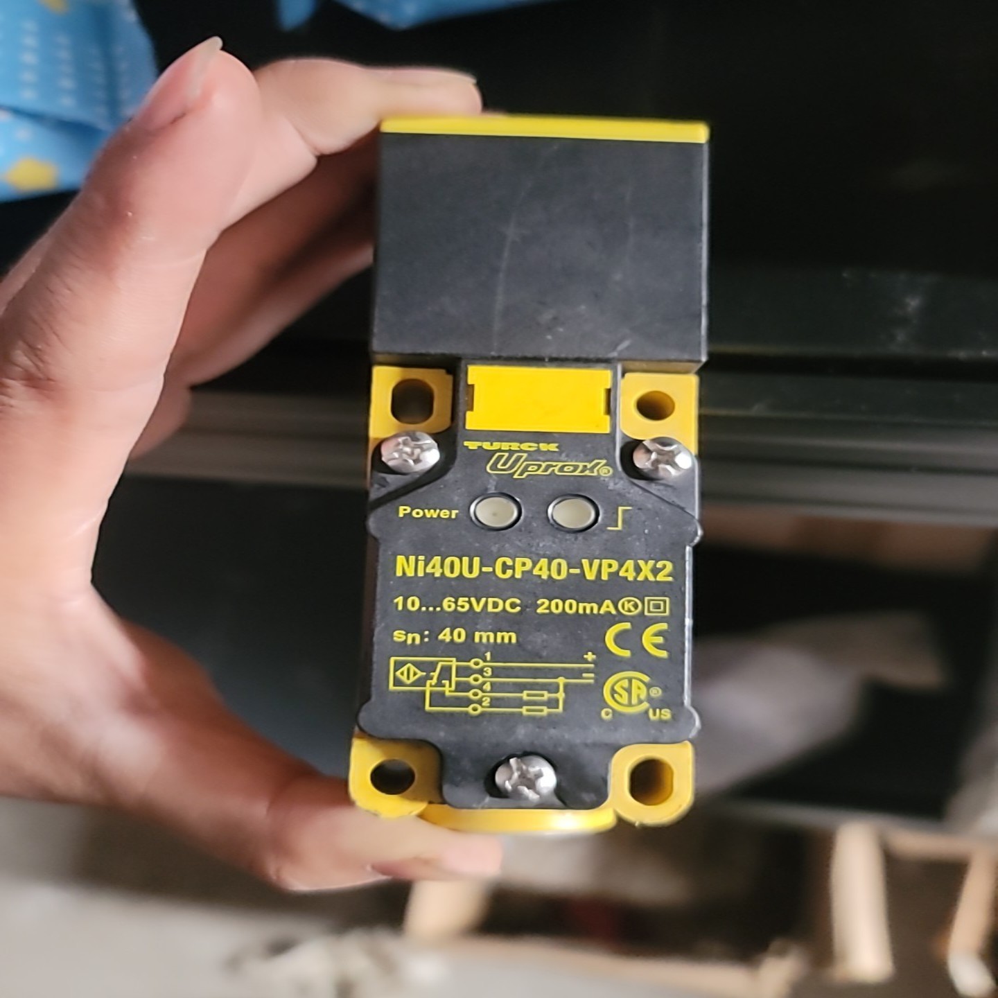 图尔克接近开关Ni40U-CP40-VP4X2没询价