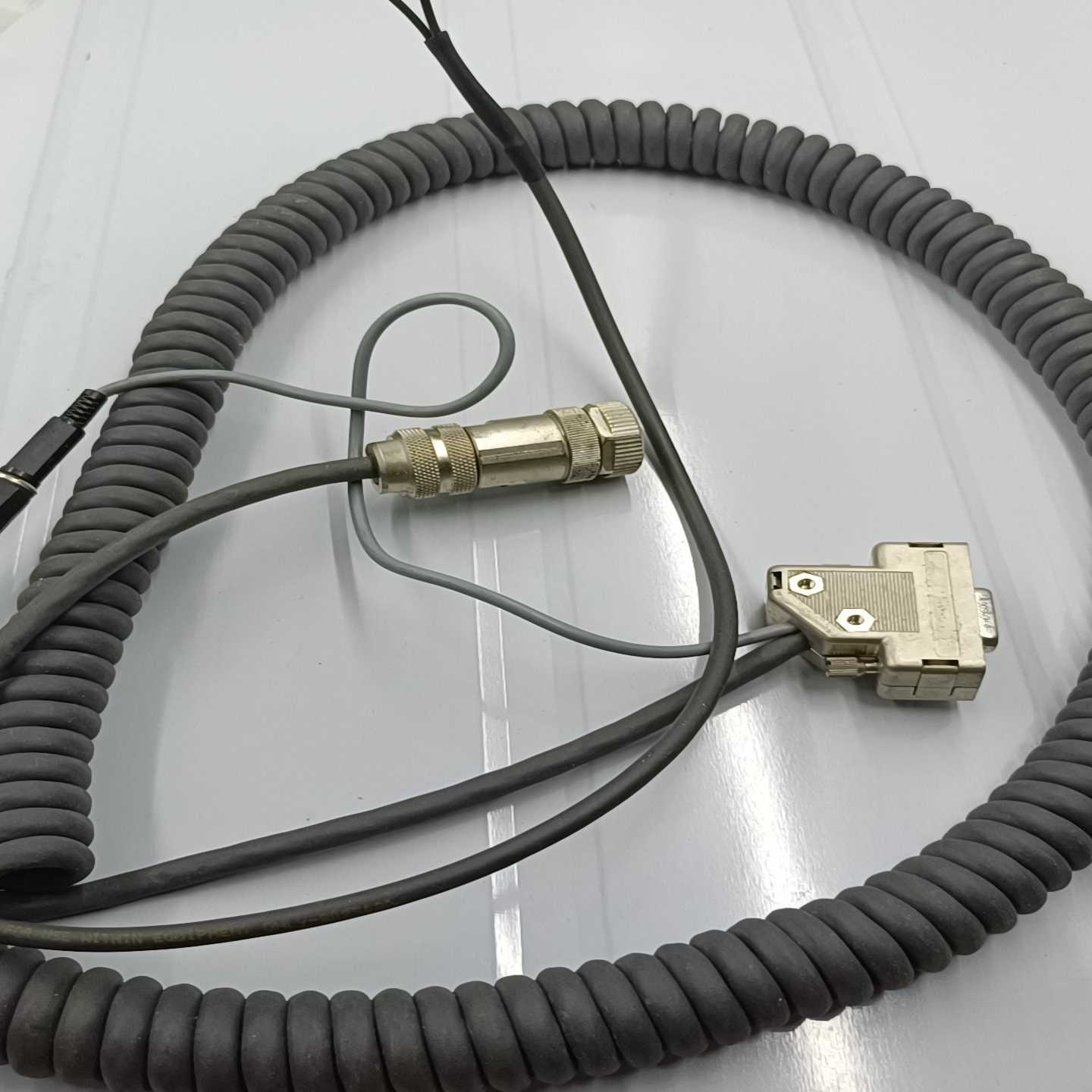 巴鲁夫连接线BCC00T2 BIS Z-AK-001-PU1~询价