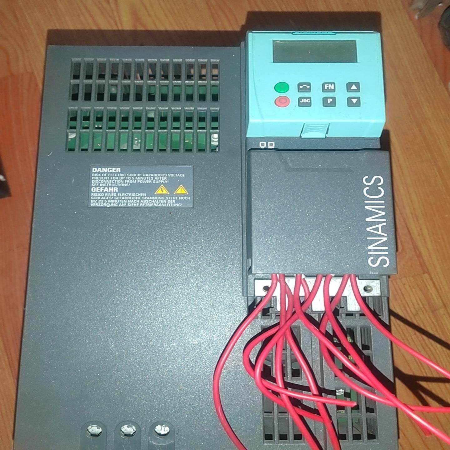 变频器PM240  6SL3224-0BE25-5UA~询价