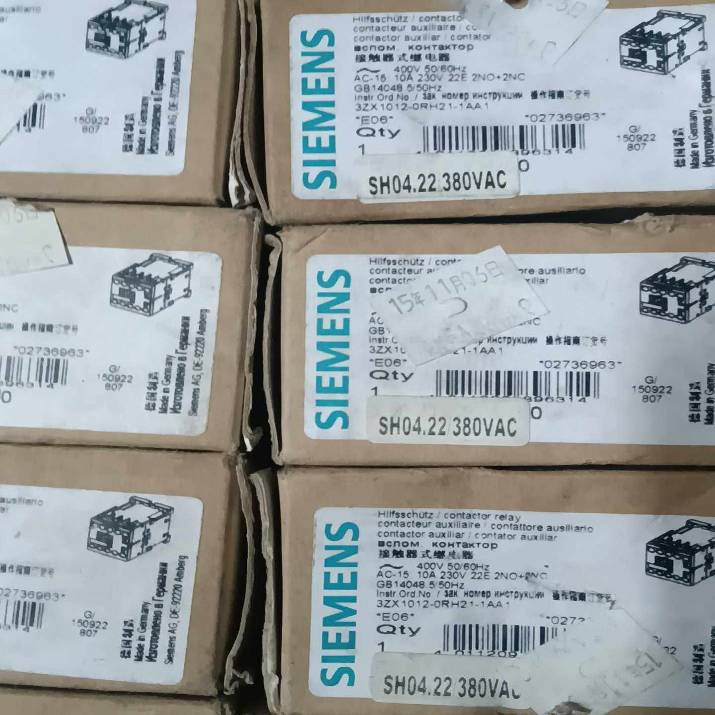 西门子接触器3RH2122-1AV00AC400V--议价商品