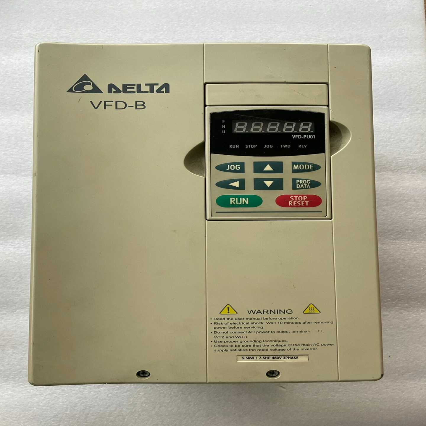 台达变频器，型号VFD055B43A，成色如图，功能，不询价