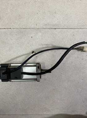 松下伺服电机MSMF042L1U2M，0.4KW功率，磁轮扭--议价商品