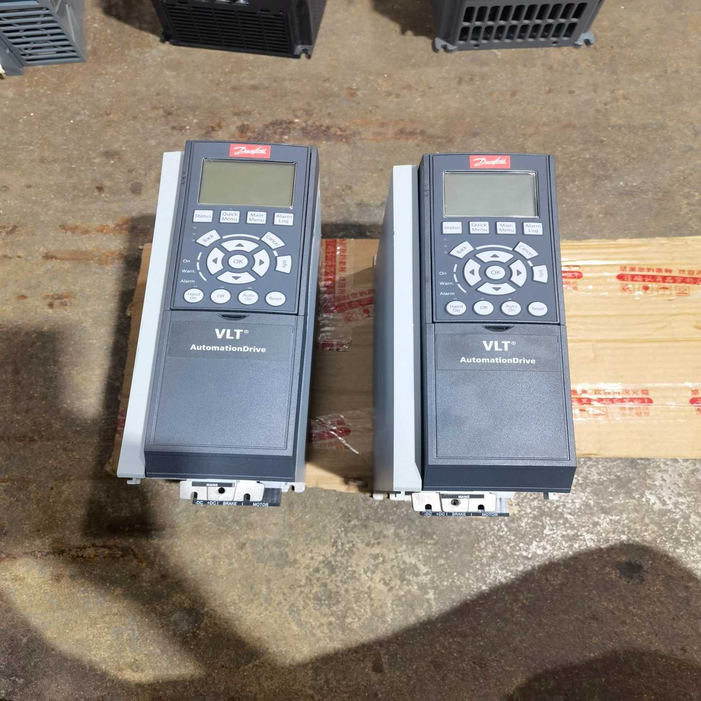 丹佛斯FC-302变频器0.75KW，2.2KW，98成新，--议价商品