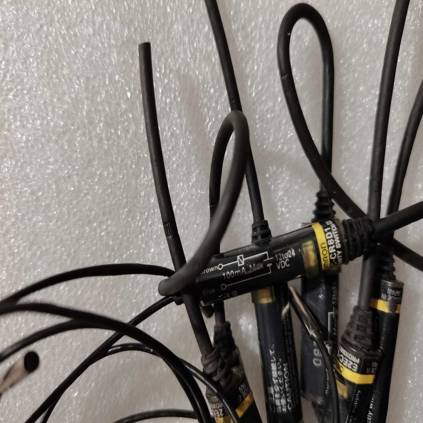 欧姆龙E2EC-CR8D1二手原装，实物拍摄。-议价