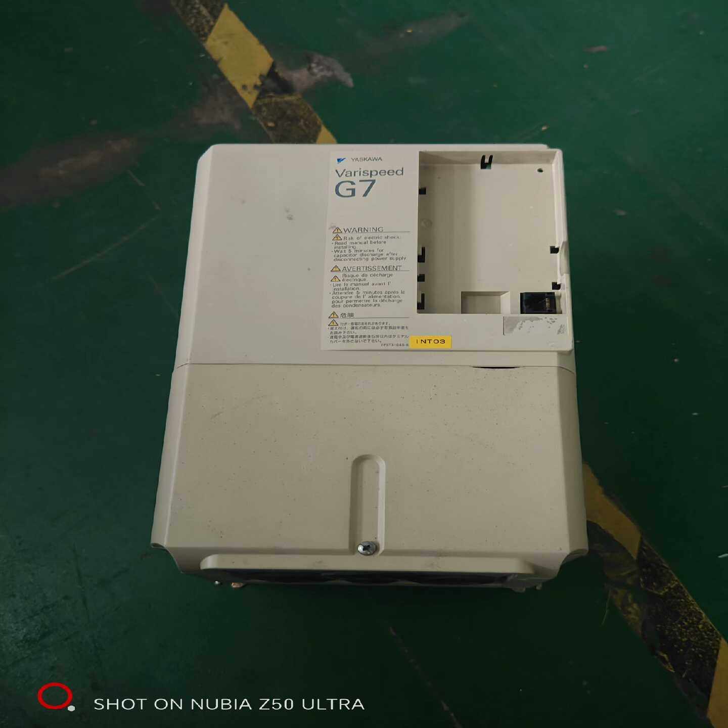 CIMR-G7A27P5变频器7.5kw-220V原装拆