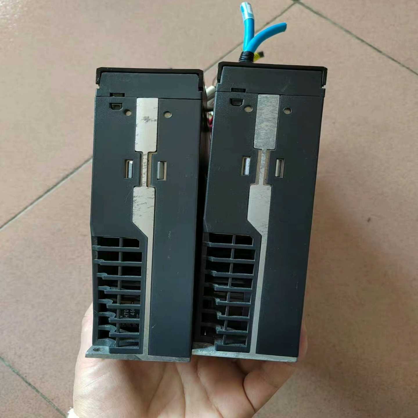 电磁阀 SYJ314M-6G    2个~询价