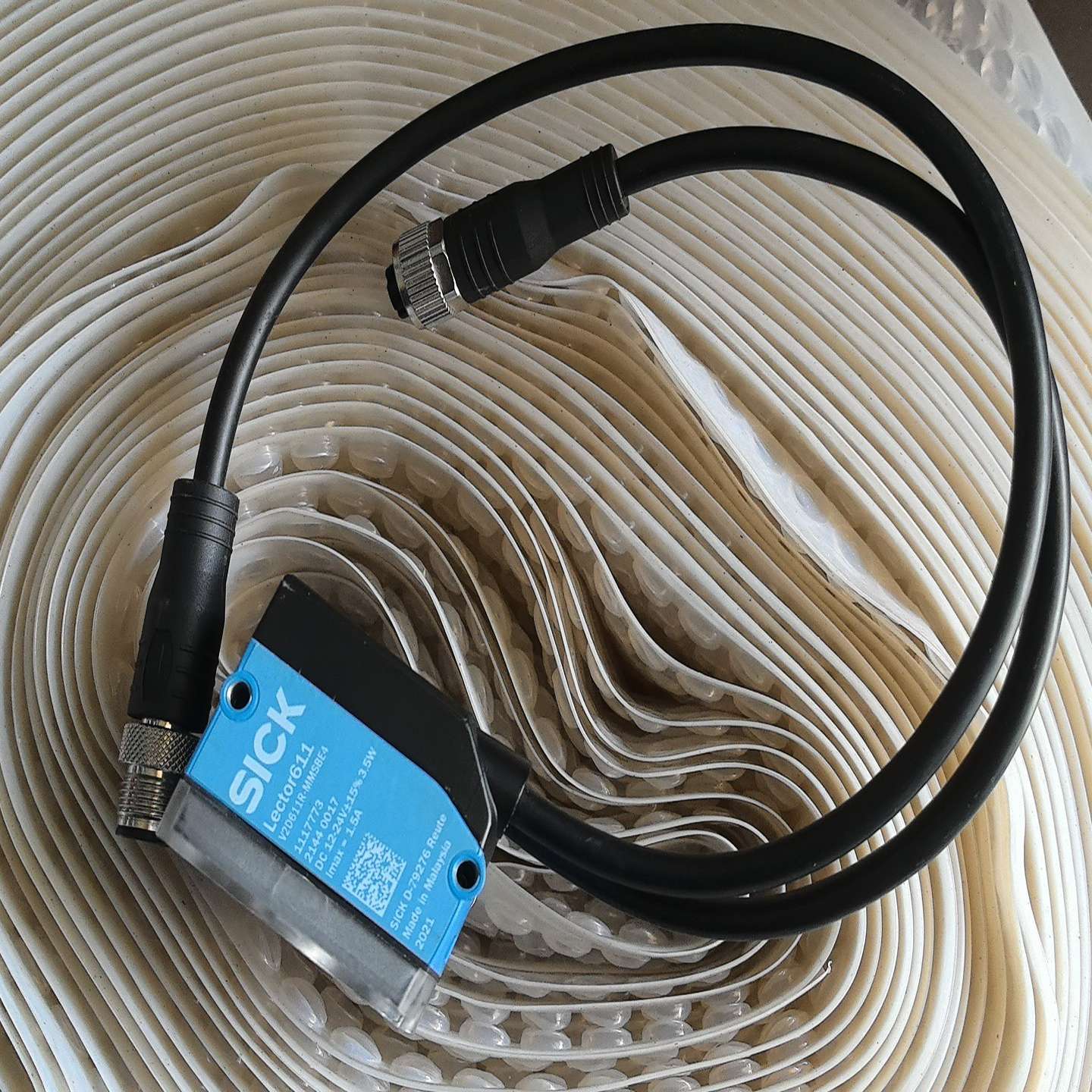 询价~西克读码器  V2D611R-MMSBE4  一个，