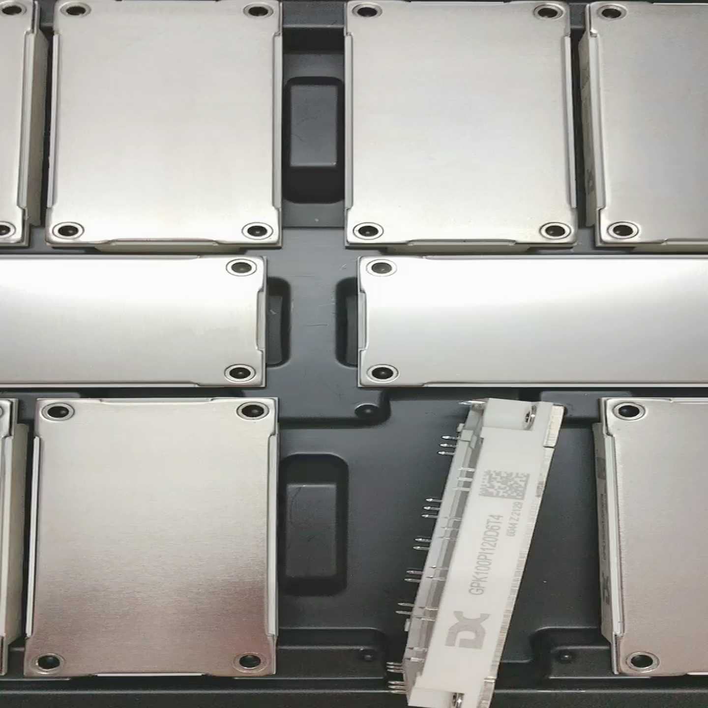 【议价】代替英飞凌FP75R12KT4FP100R12KT4适用