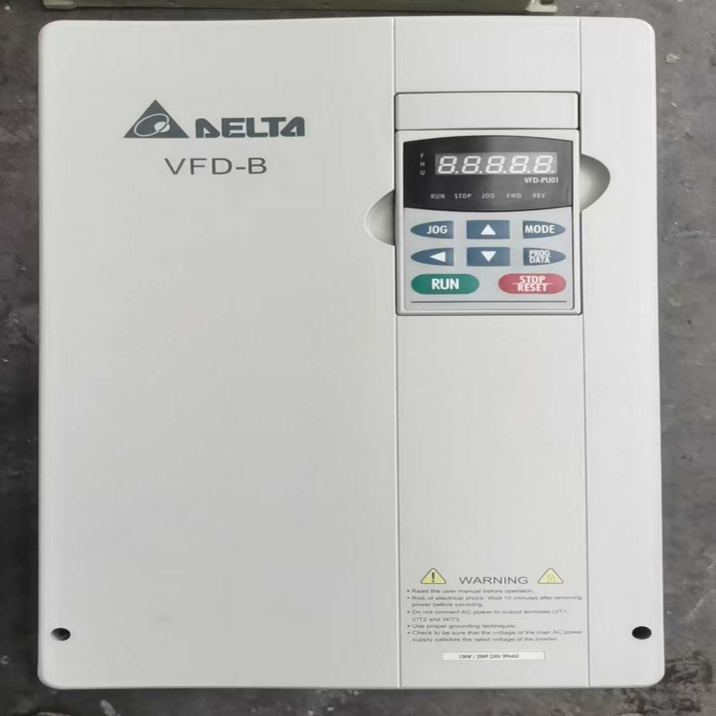 VFD150B23A台达变频器三相220V15KW9成新询价