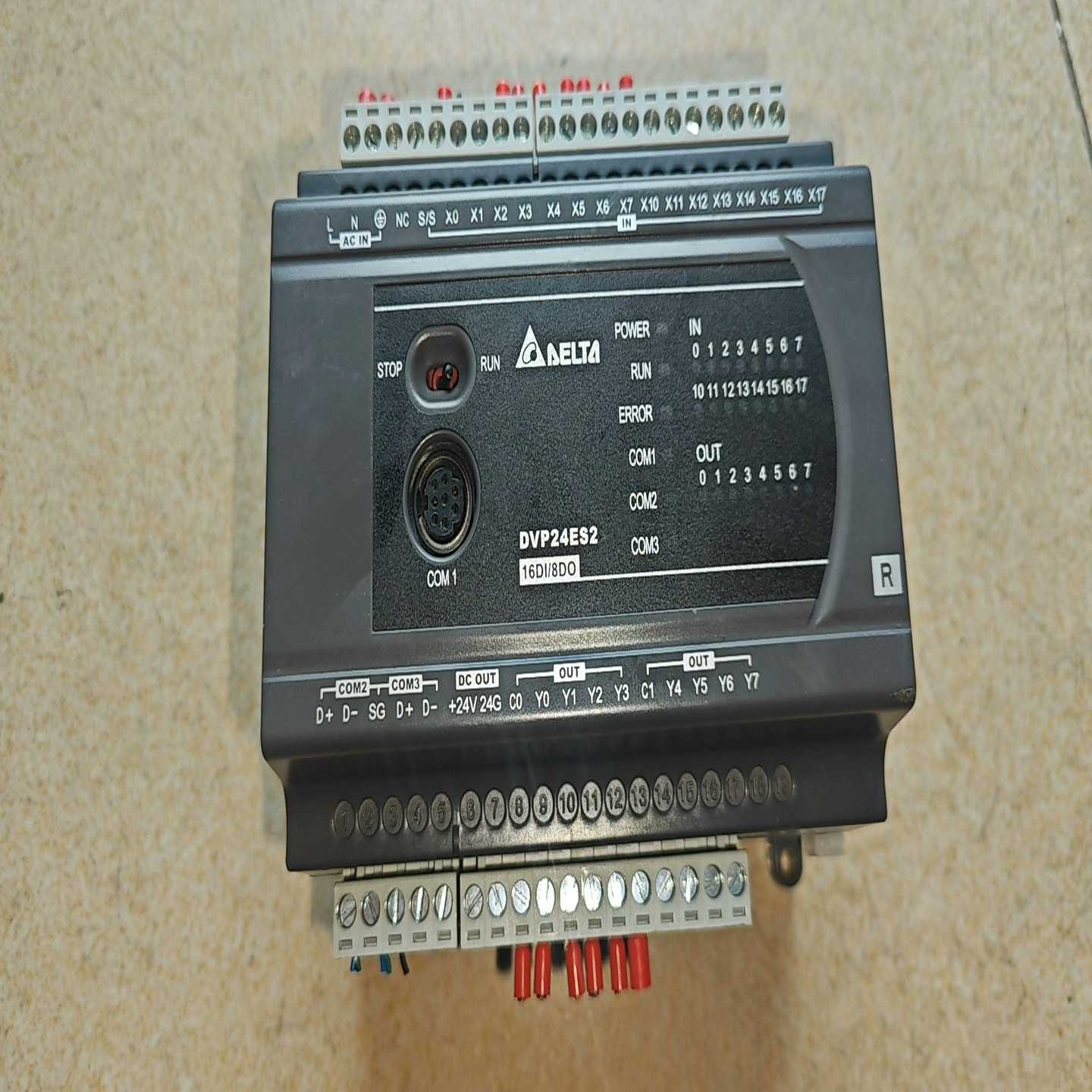 台达DVP24ES200RV3.42A2年份15【询价】