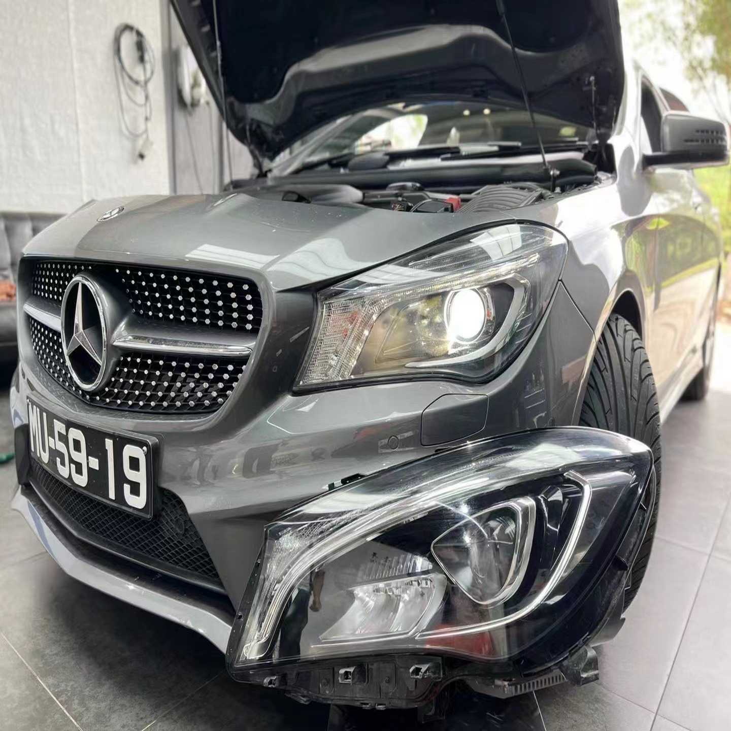 奔驰CLA260原装LED大灯总成，拆车件，左右一对都有老--议价商品