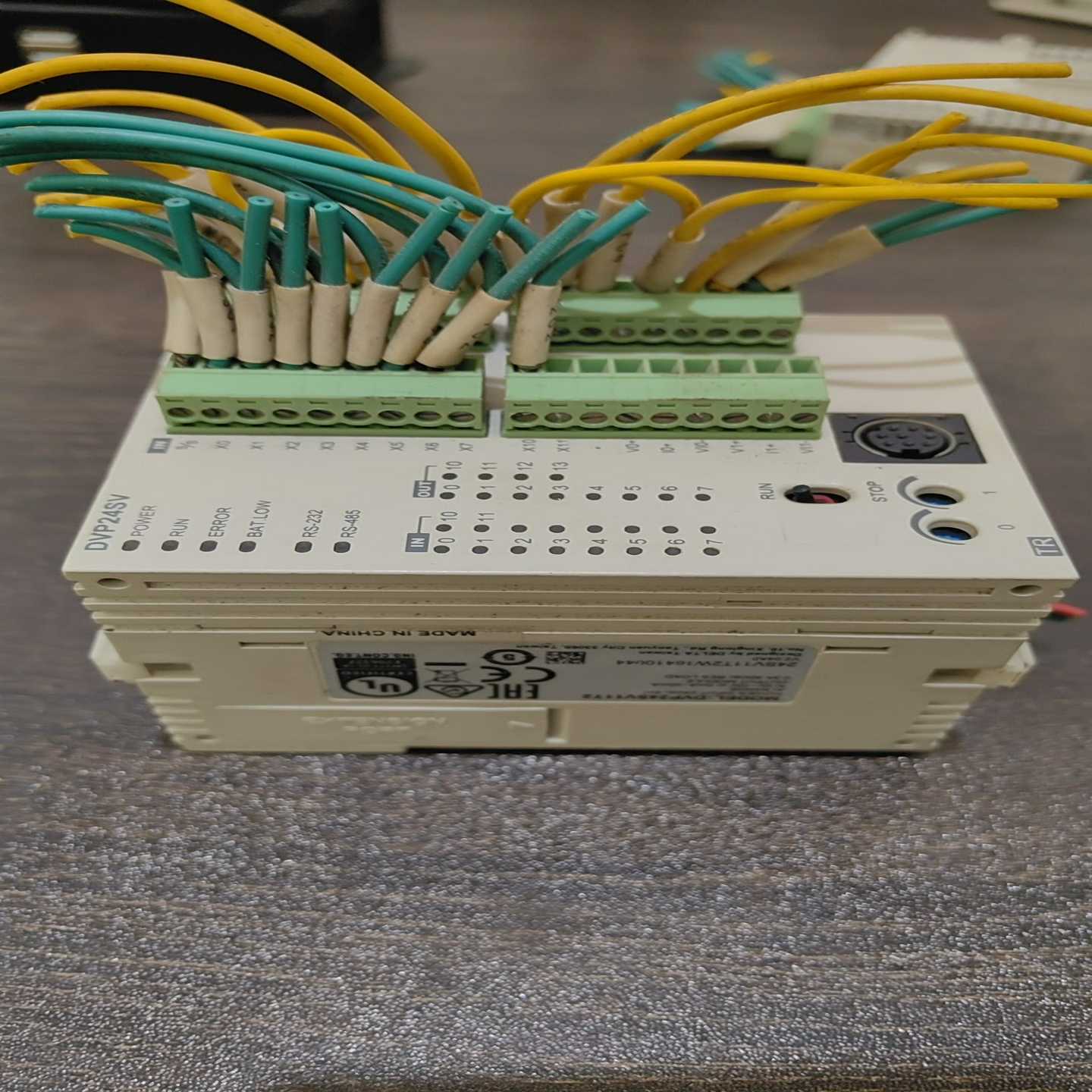 充电模块电源接线端子一个，功能正常已测试，具体参数见图，~