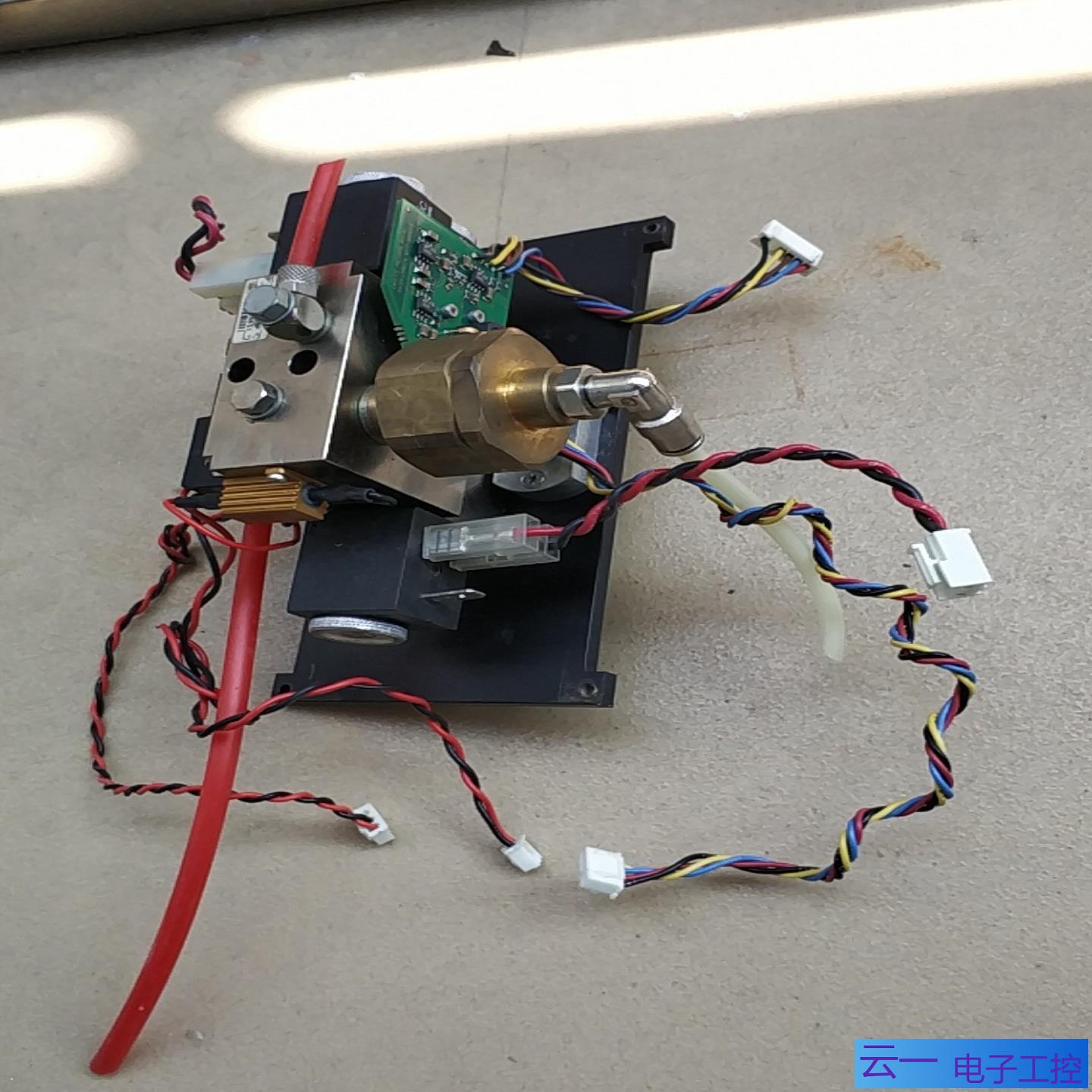 组件带Honeywell镀金脚传感器40PC100G和四枚；议价