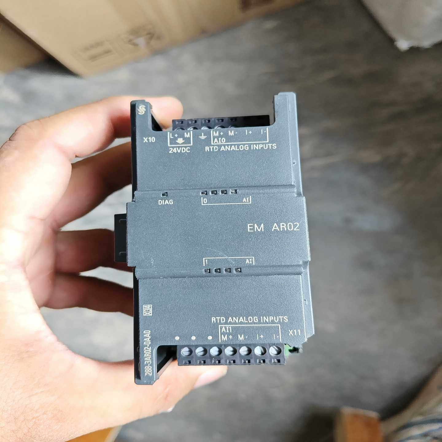 6ES7288-3AR02-0AA0西门子热电阻模拟量输入模--议价商品