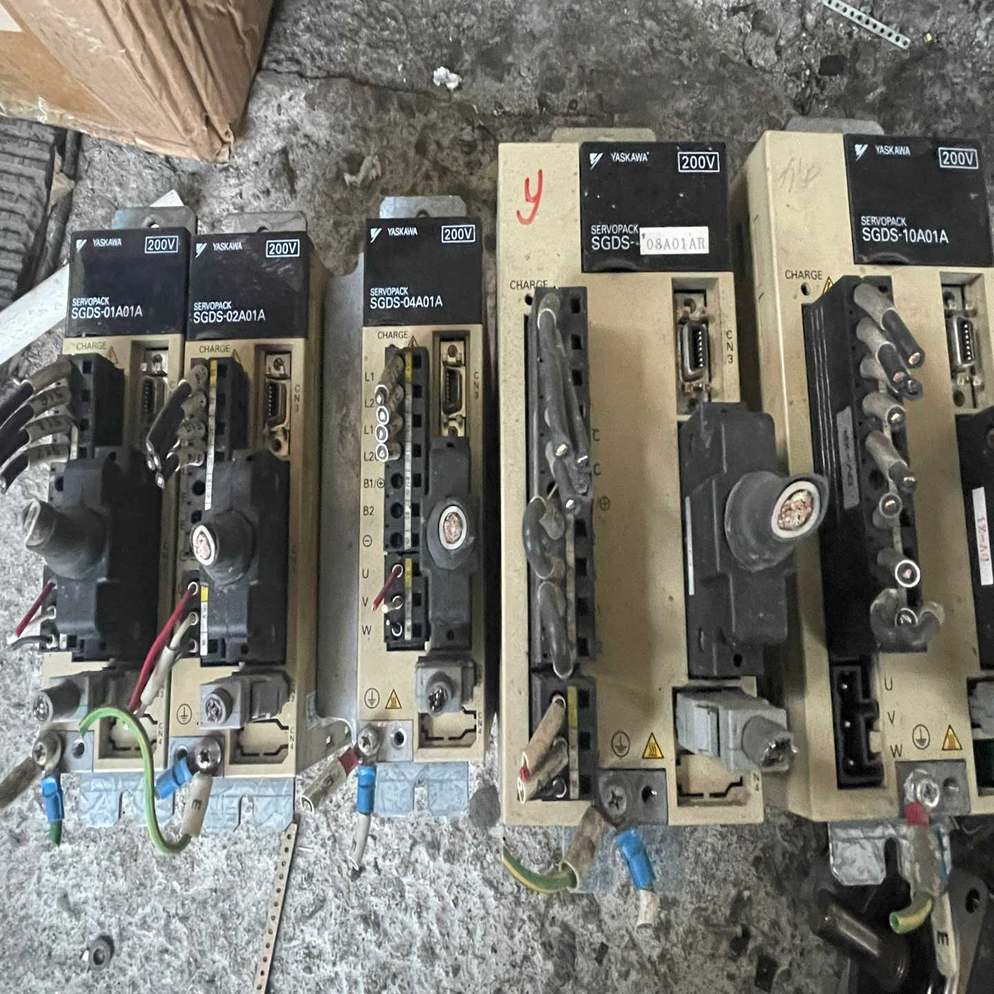 安川驱动器SGDS-01A01A-02A01A-04询价