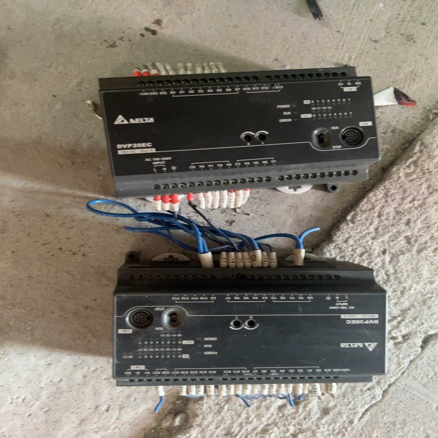 议价DVP30EC00R3壳子破损，20ECc00R3完好，功能包现货/维修