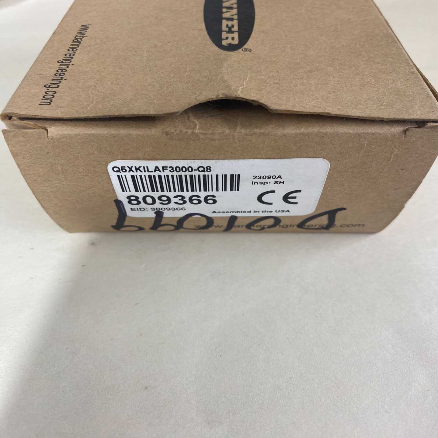 询价邦纳激光测距传感器，型号