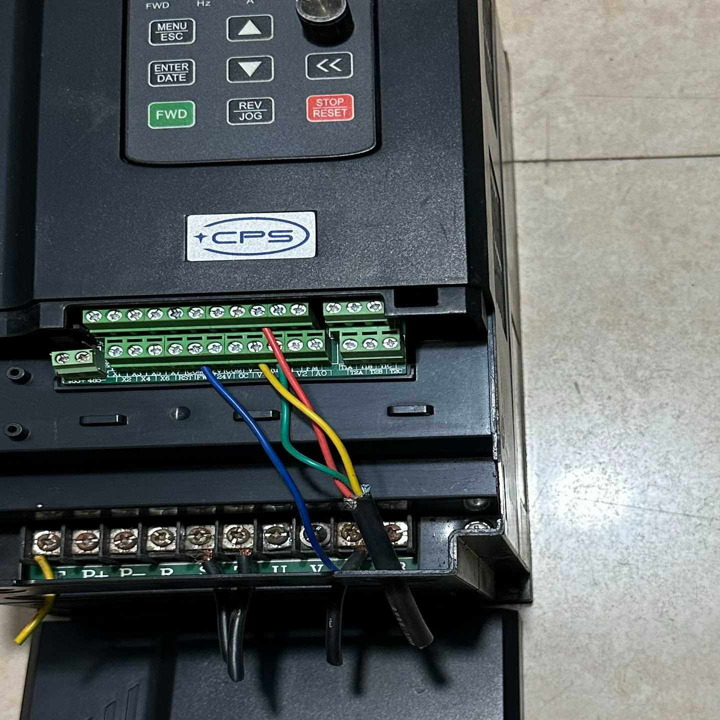 中力达变频器CP6000-5R5G4/7R5F4