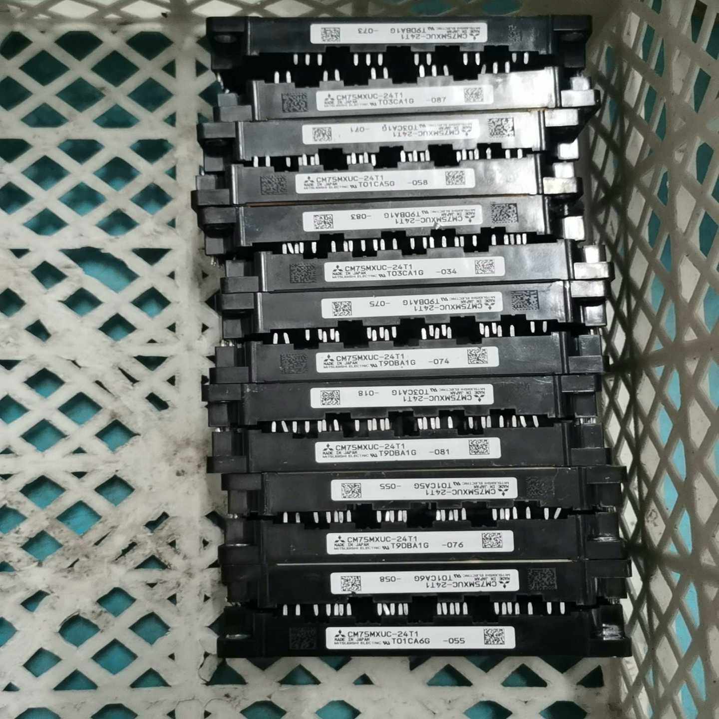 CM75MXUC-24T1可替代FP75R12KT4,7MB