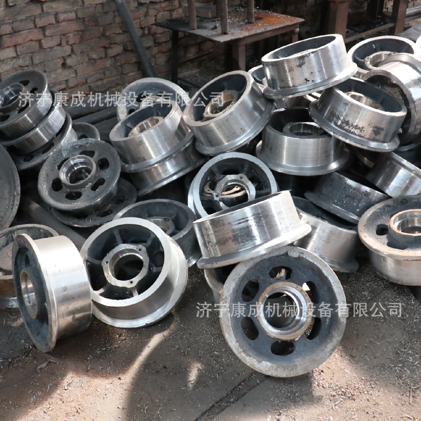 铸钢单边矿车轮对煤矿井下用实心窑车轮对双边轨道轮厂家