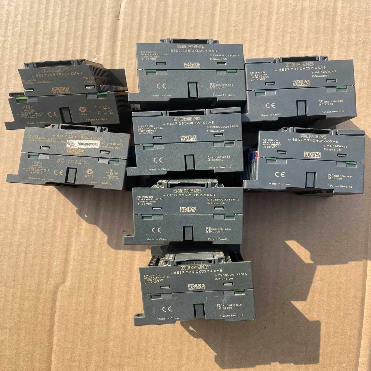 西门子PLC模块，型号：235-0KD22-0XA8(6台)--议价商品