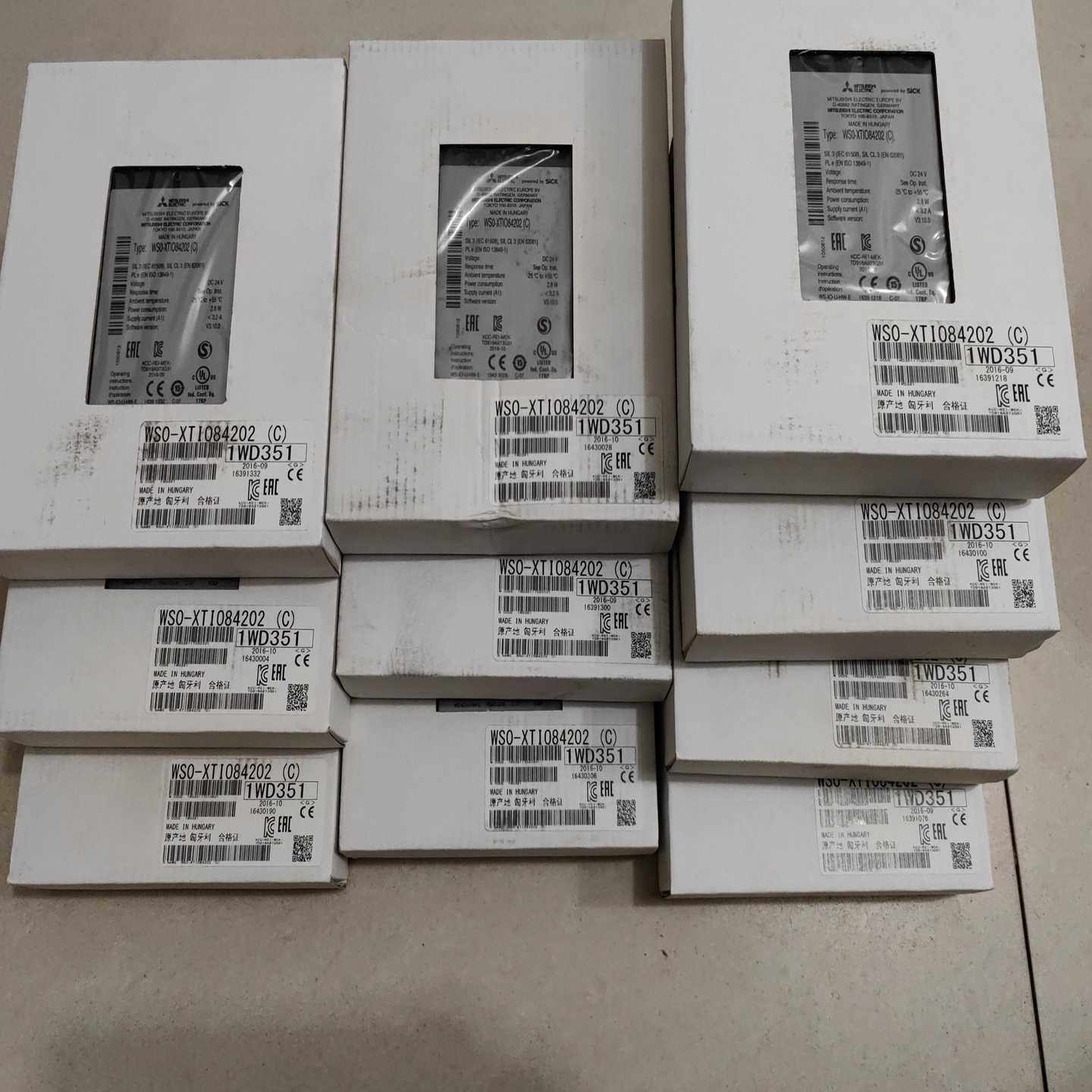 三菱安全控制器  WS0-XTIO84202(C){议价}