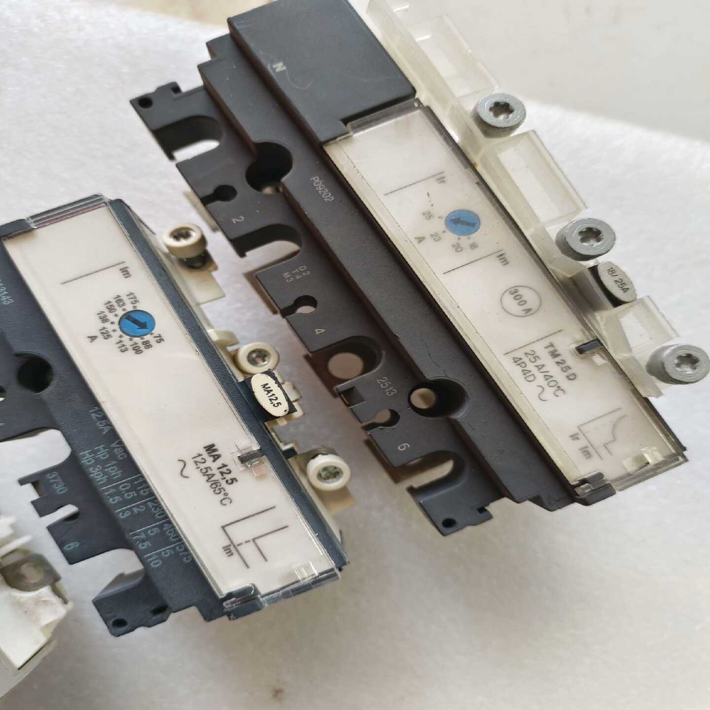 议价施耐德脱扣器TM40D，TM25D，TM16D，MA1