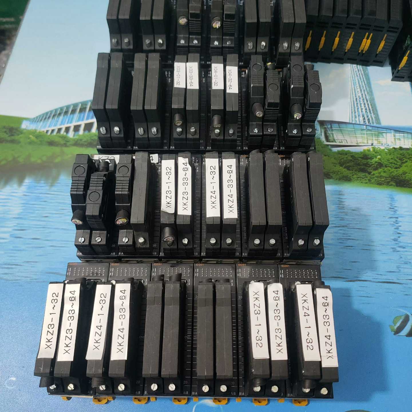 原装正品CJ1W-ID261PLC模块CJ1W-ID261需询价