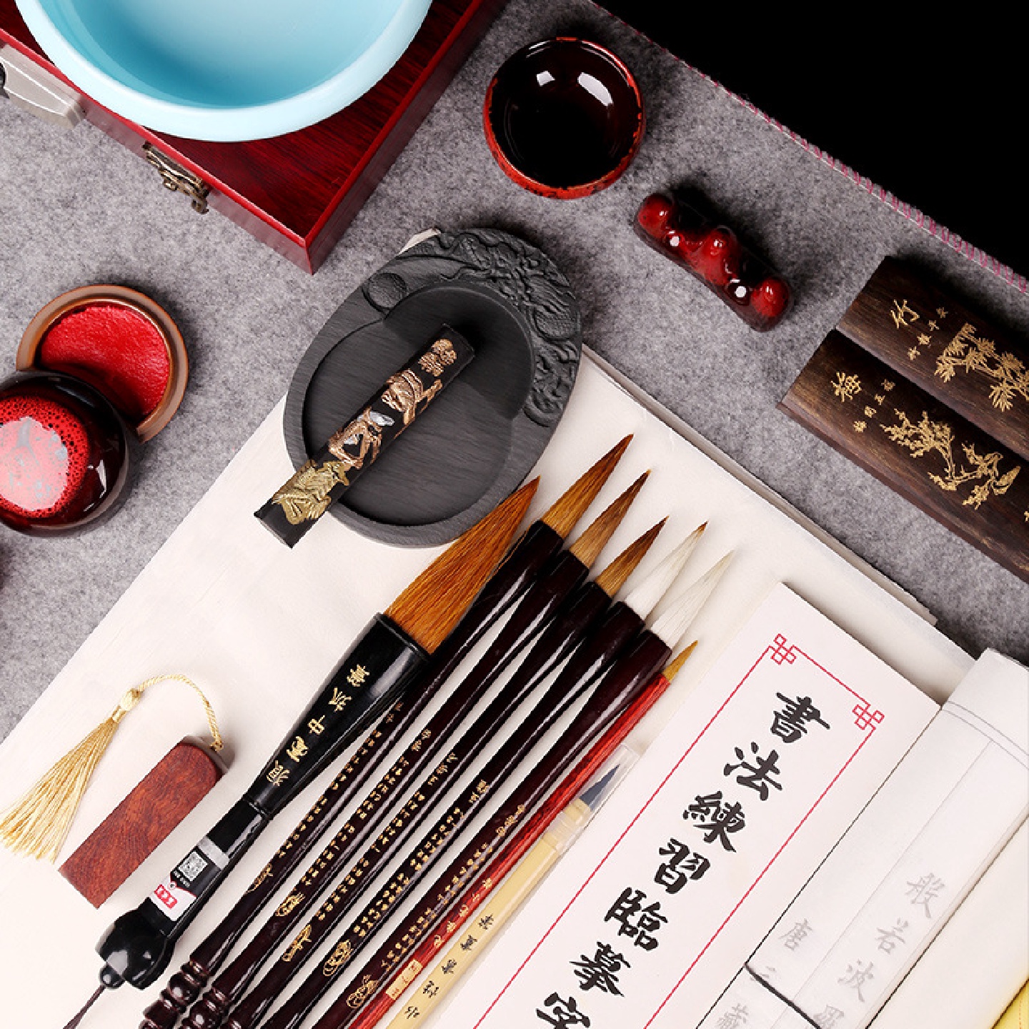 文房四宝毛笔套装笔墨纸砚书法笔全套砚台初学者成人墨汁摆件入门