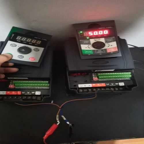 咨询-雨柏变频器AC70-A04T1R5G/2R2PB，AC70